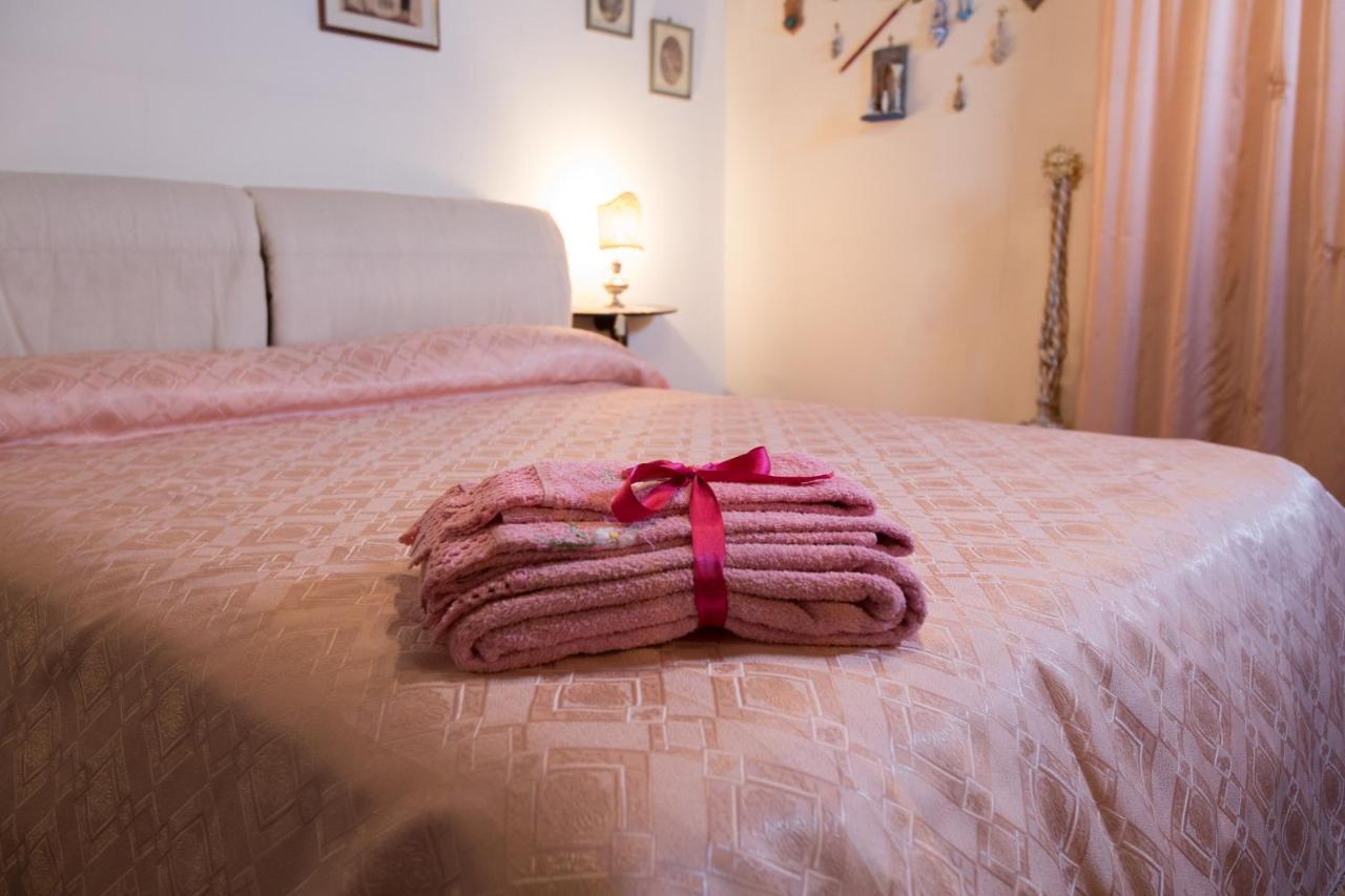 La Via Dei Presepi Bed and Breakfast Neapel Exteriör bild