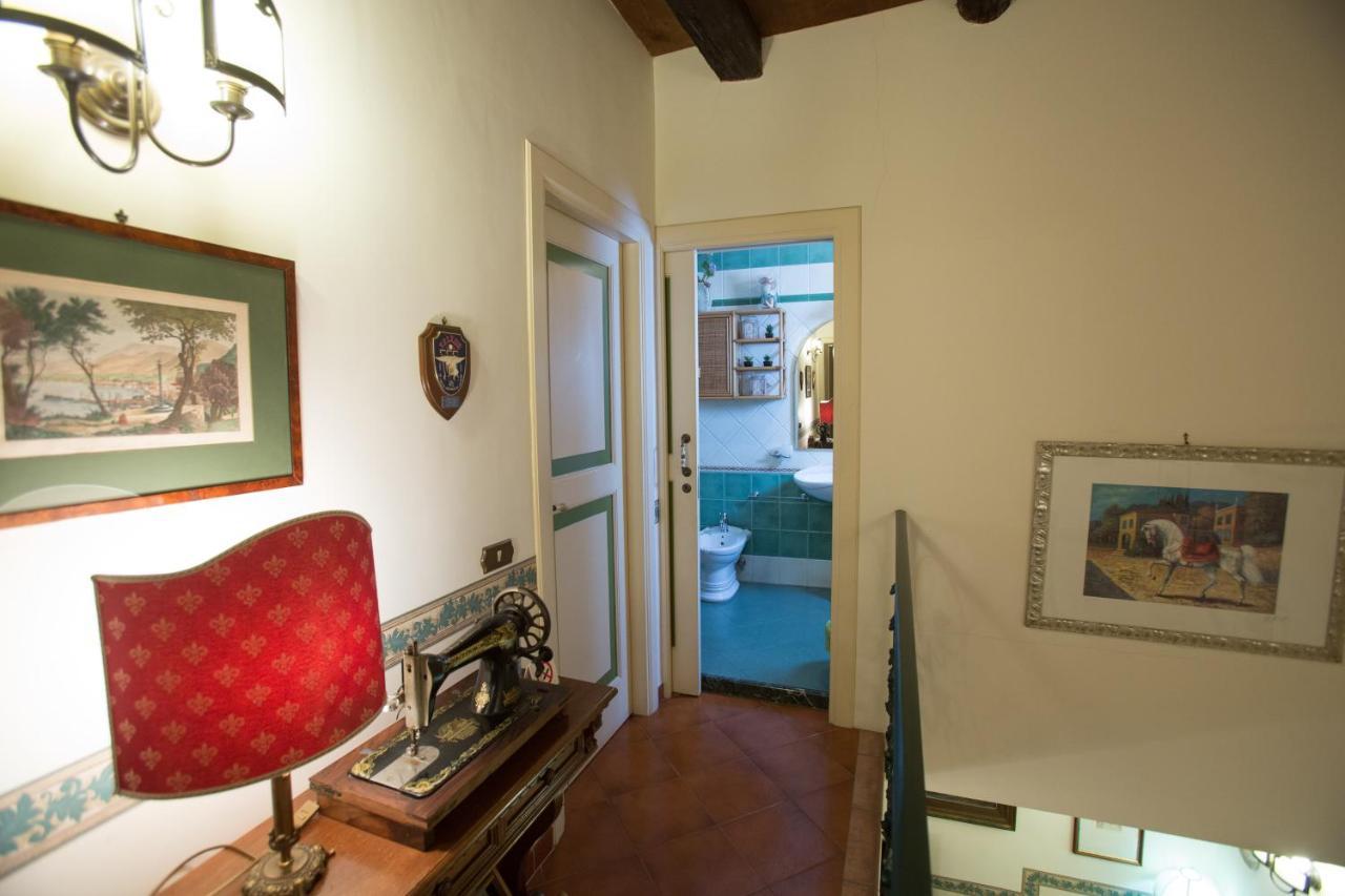 La Via Dei Presepi Bed and Breakfast Neapel Exteriör bild