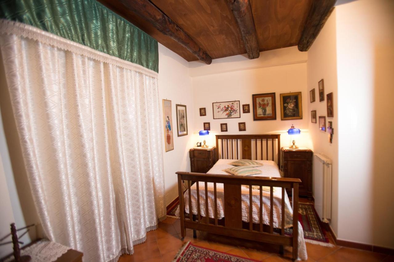 La Via Dei Presepi Bed and Breakfast Neapel Exteriör bild