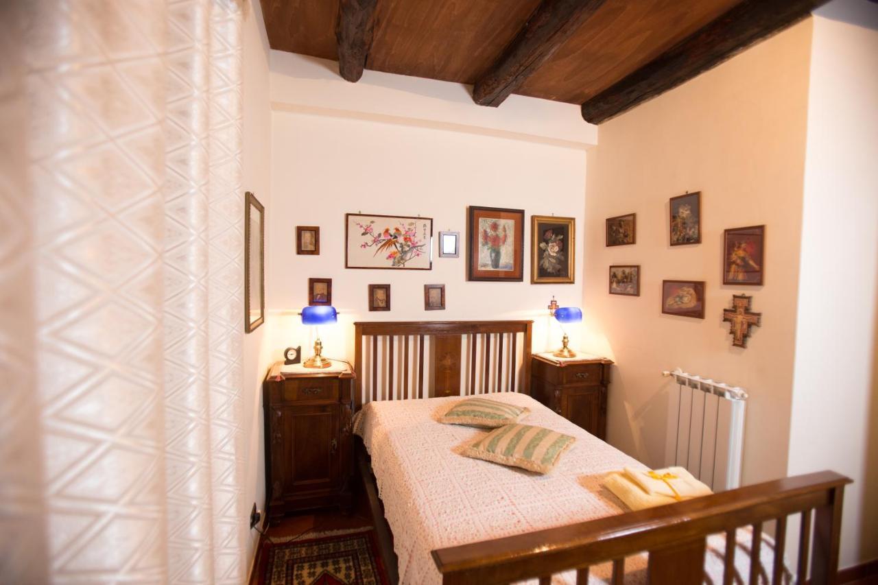 La Via Dei Presepi Bed and Breakfast Neapel Exteriör bild